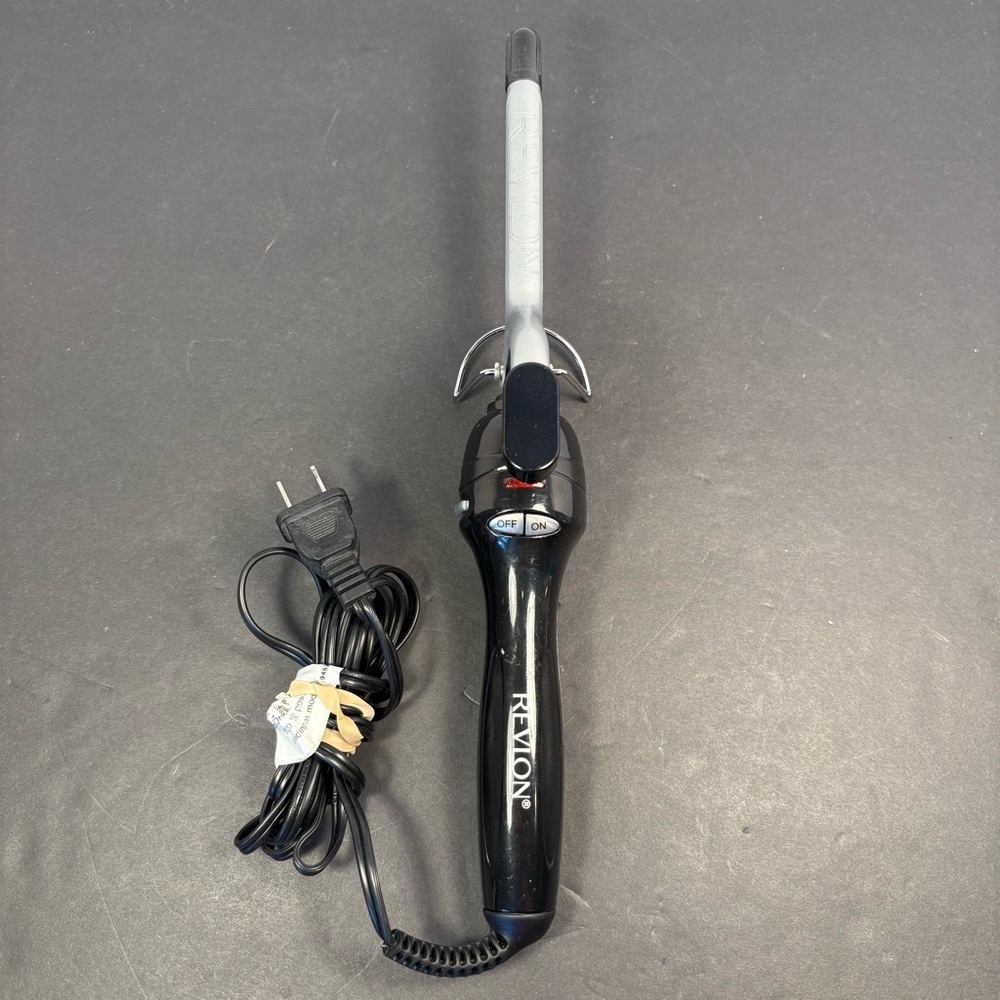 Revlon 1/2" Ceramic Curling Iron Helen Of Troy Model RV053